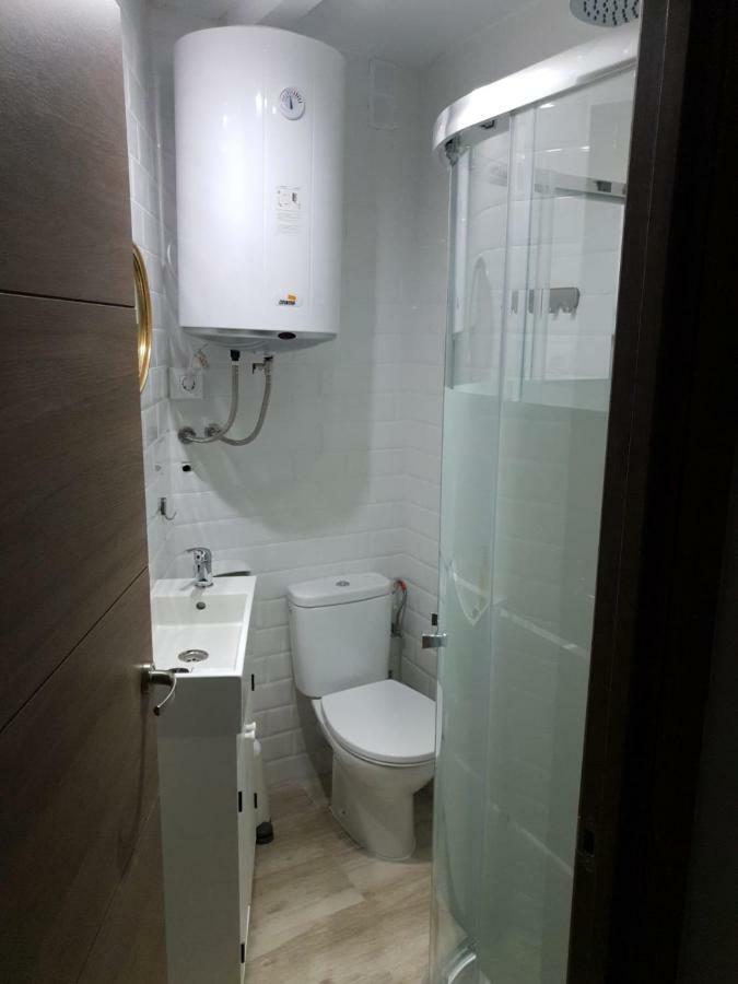 Japan Parque Del Oeste Apartamento Málaga